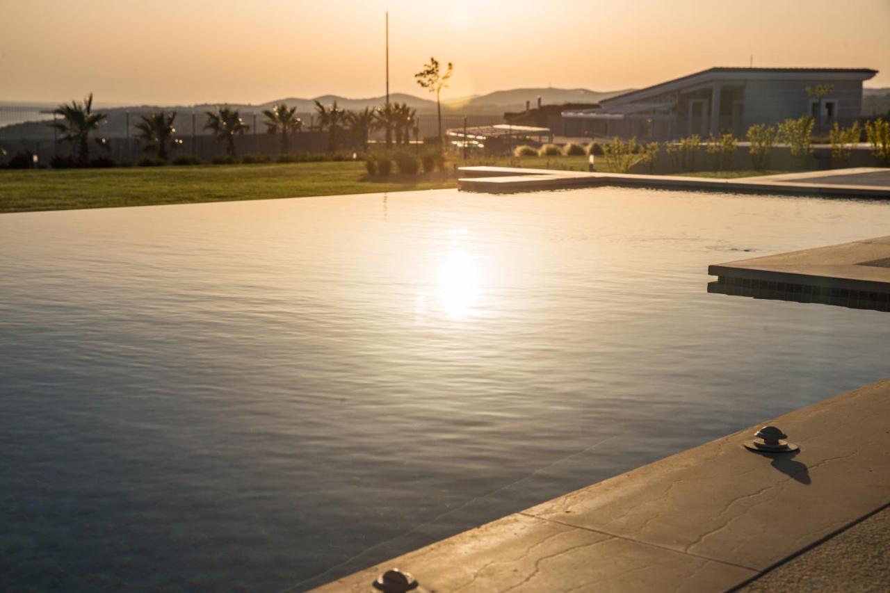 Arthill Eco Villas นิกิติ ภายนอก รูปภาพ